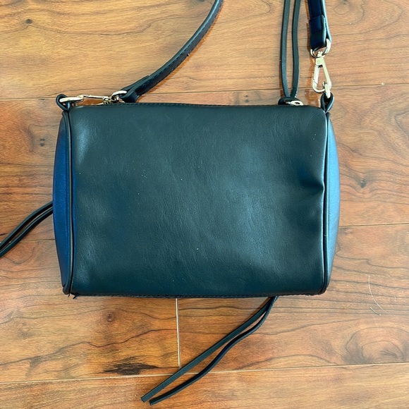 COPY - Black Vegan Leather Crossbody Bag Purse with Gold Hardware - Picture 7 of 15